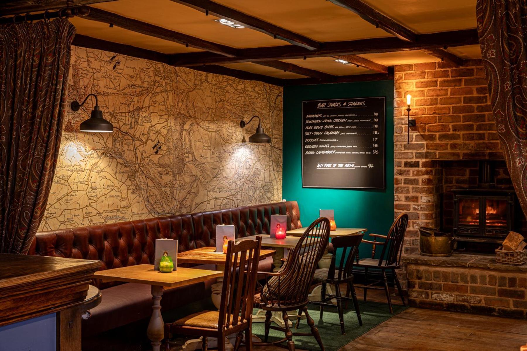 Отель The Devonshire Arms Баслоу Экстерьер фото