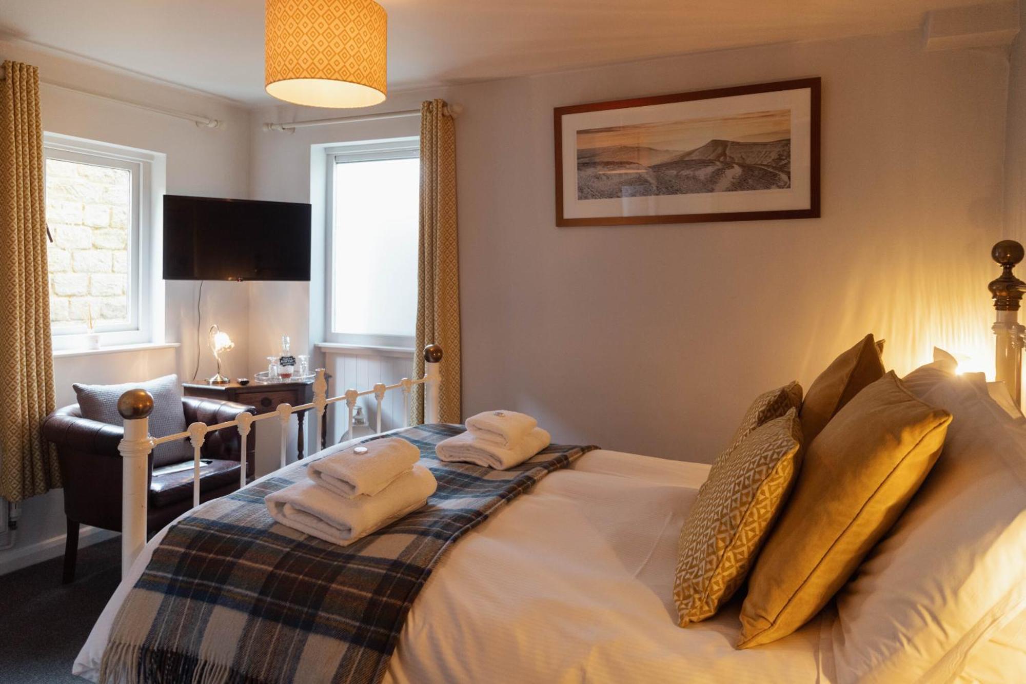Отель The Devonshire Arms Баслоу Номер фото