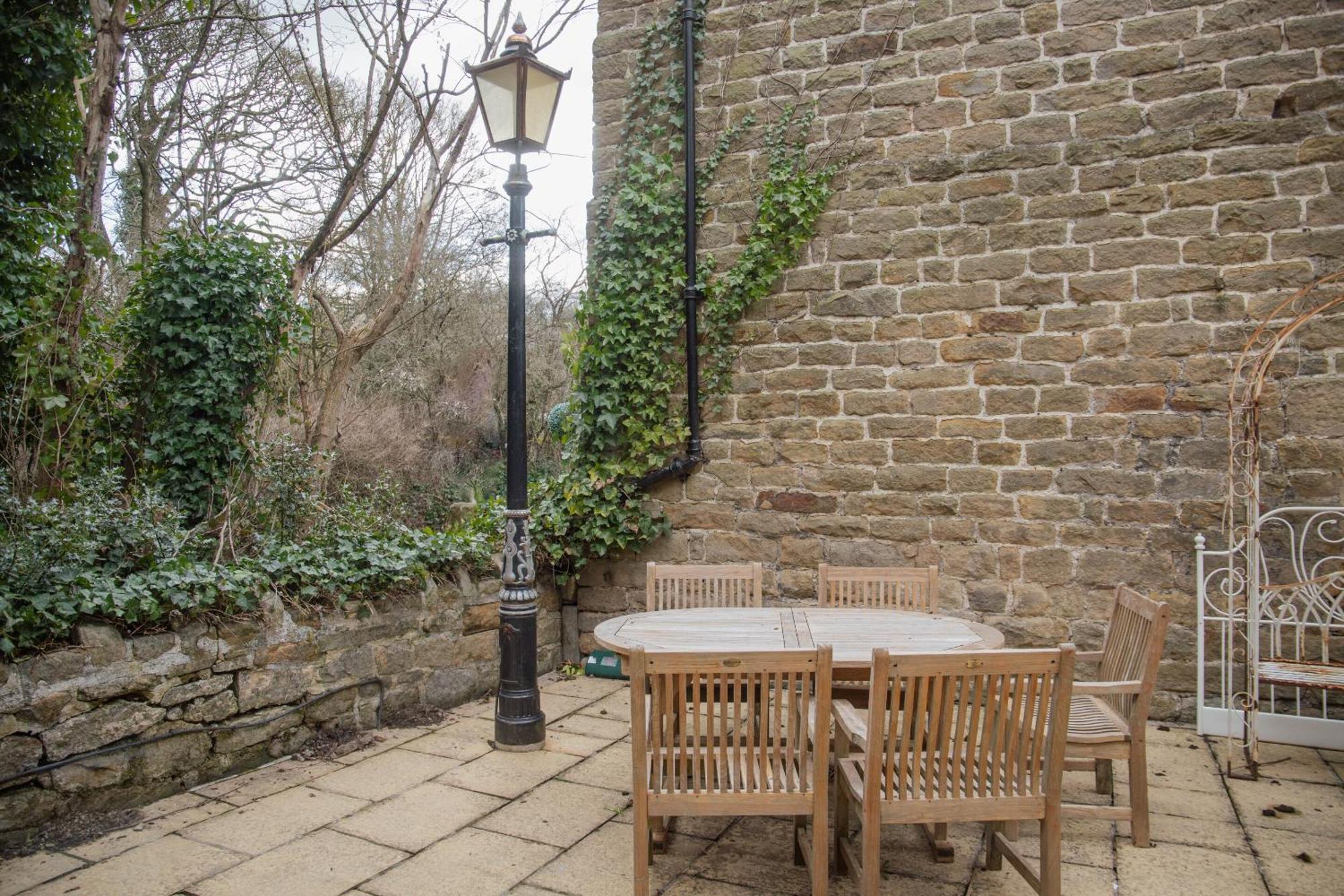 Отель The Devonshire Arms Баслоу Номер фото